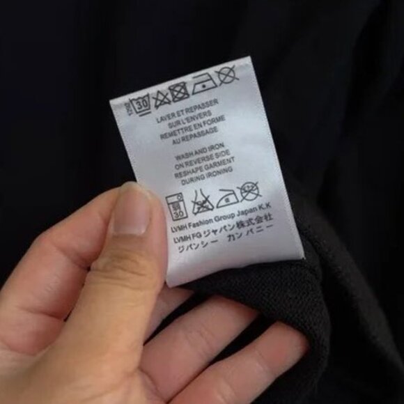 Givenchy black star collar crew neck jumper/sweater size M - Picture 10 of 10